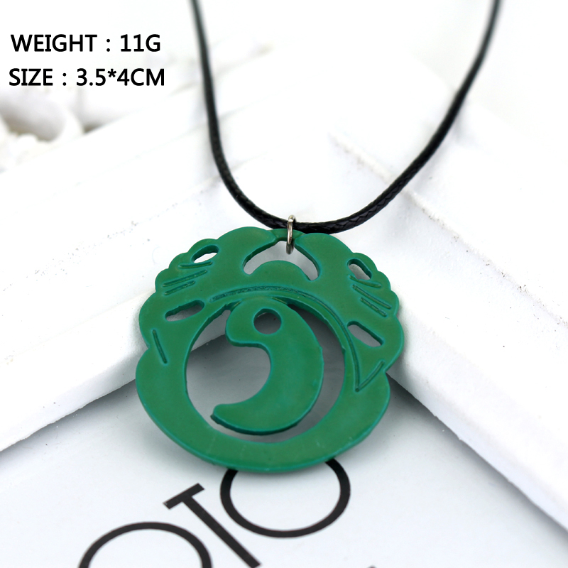 สร้อยคอจี้สีเขียวลาย Lara Crof - Retro Gaming Us บทวิจารณ์และราคา
